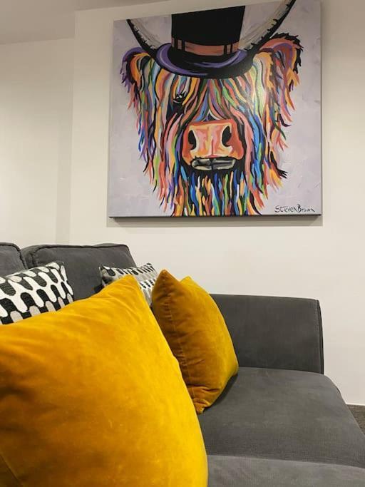 Mumbles - Modern Apartment With Panoramic Sea Views Oystermouth Eksteriør billede